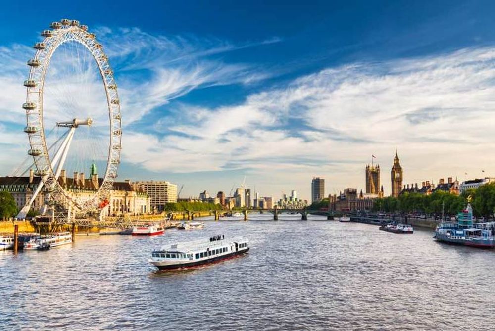 J K Rowling Wizard Walking Private Tour & River Cruise