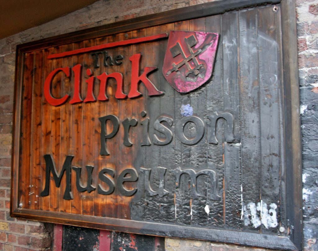 Private Harry Potter Taxi Tour & Clink Prison Entry